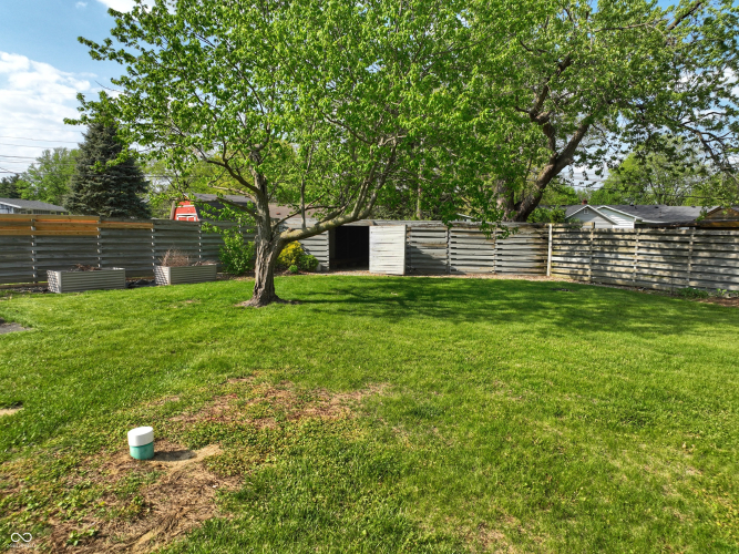 Listing Image 7
