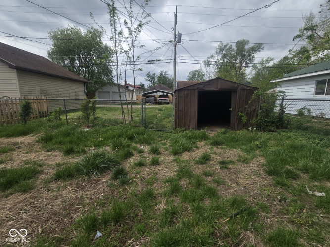 Listing Image 6