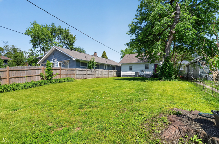 Listing Image 7