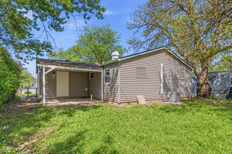 Listing Image 24