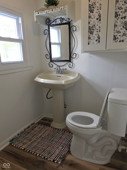 Listing Image 11