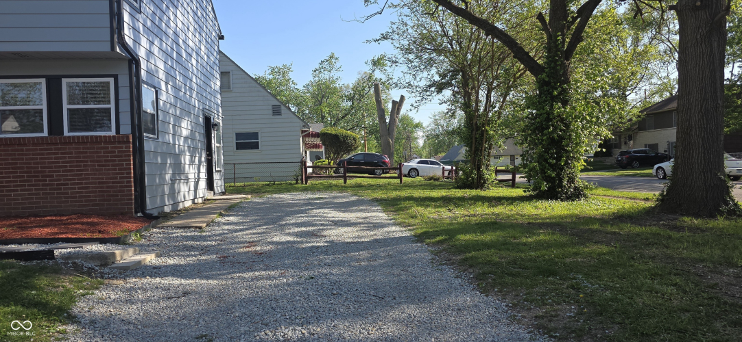Listing Image 20