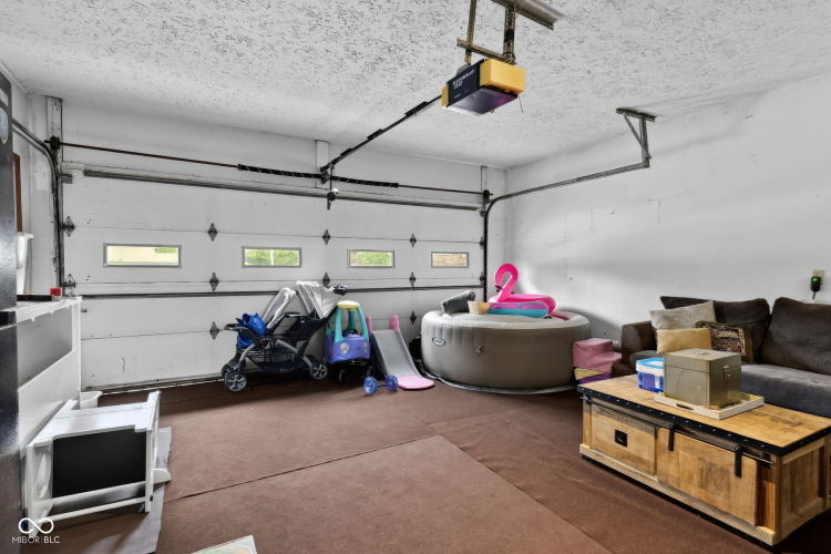 Listing Image 47