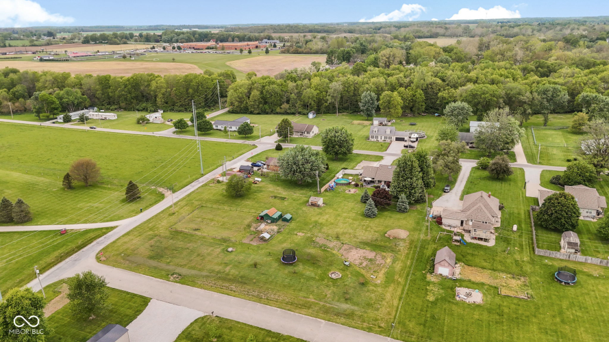 Listing Image 76