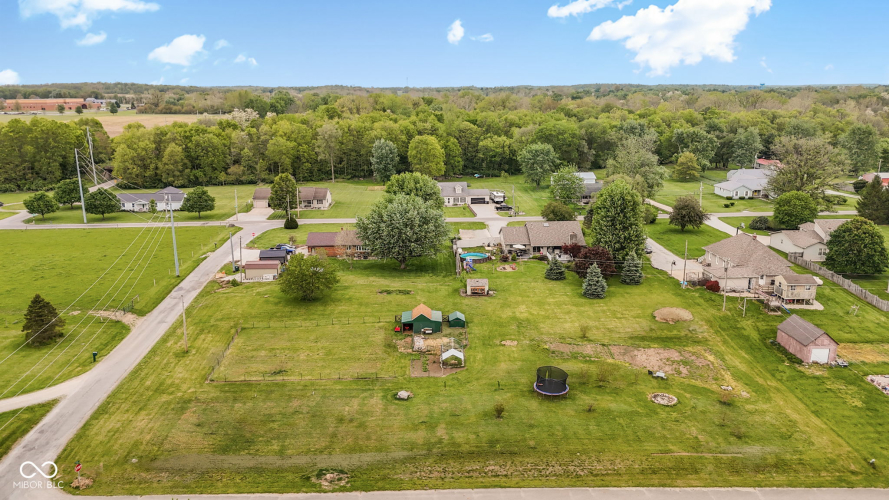 Listing Image 79