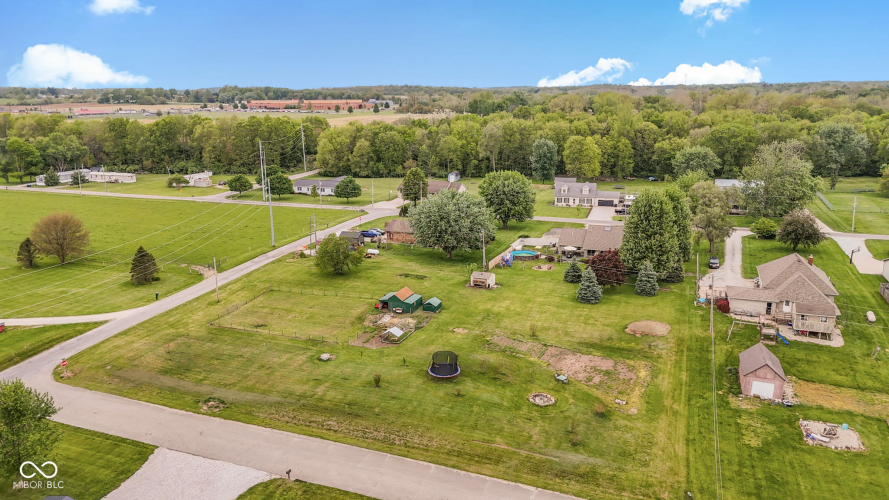 Listing Image 80