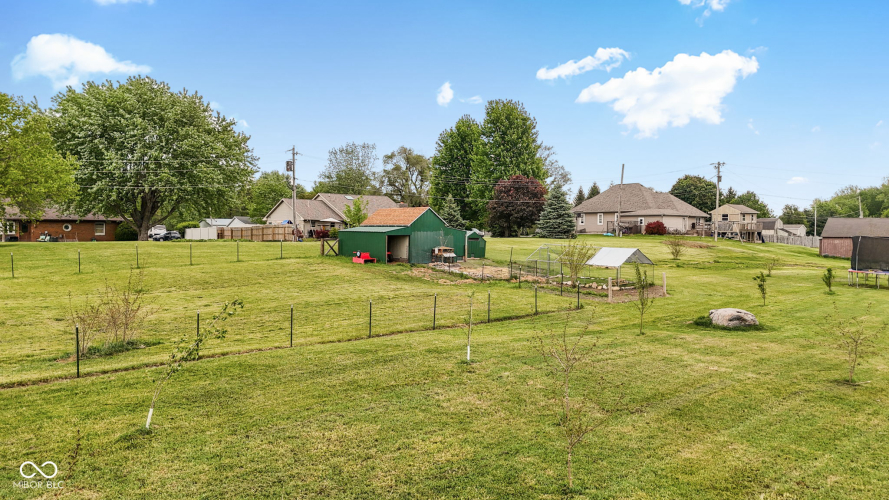 Listing Image 82