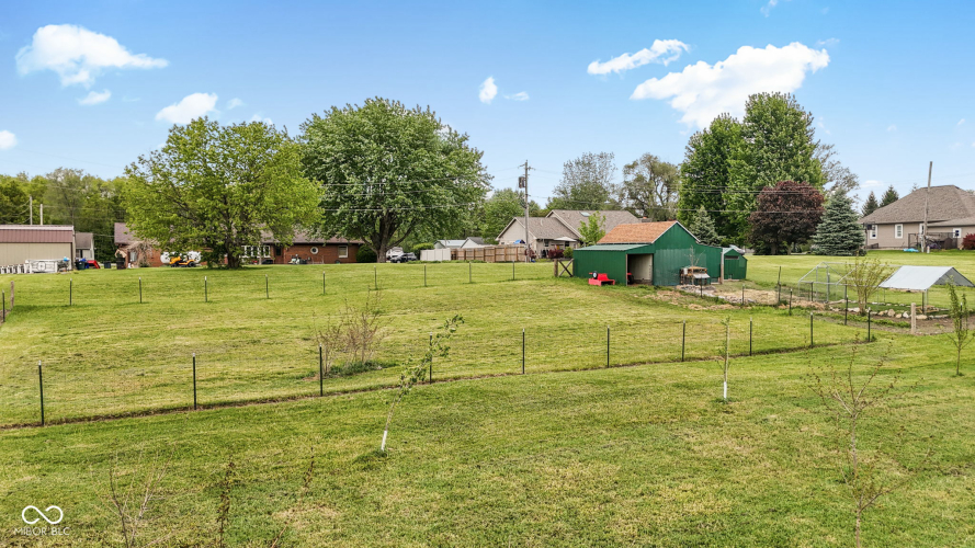 Listing Image 83