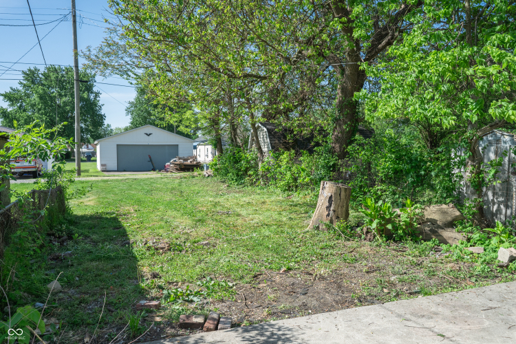 Listing Image 6