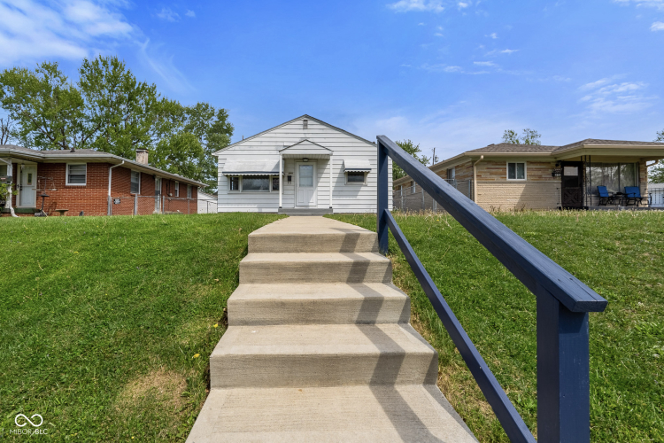 Listing Image 25