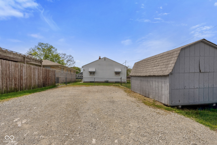 Listing Image 28