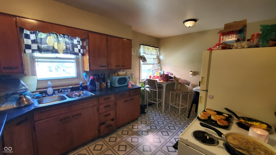 Listing Image 20
