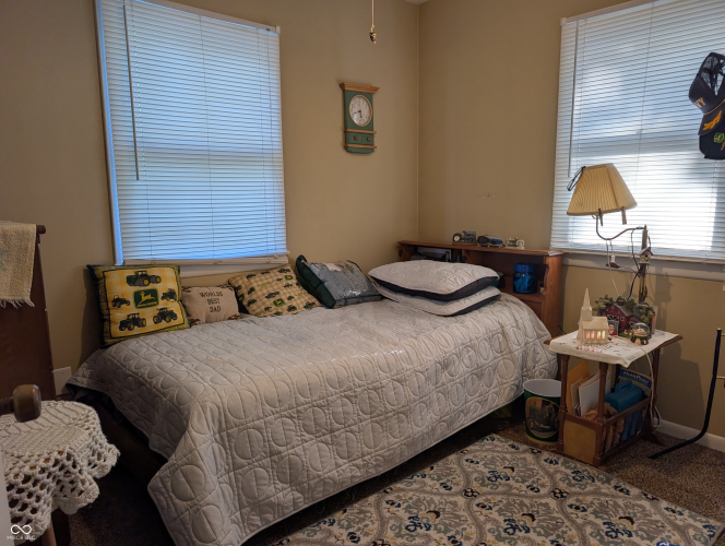 Listing Image 12
