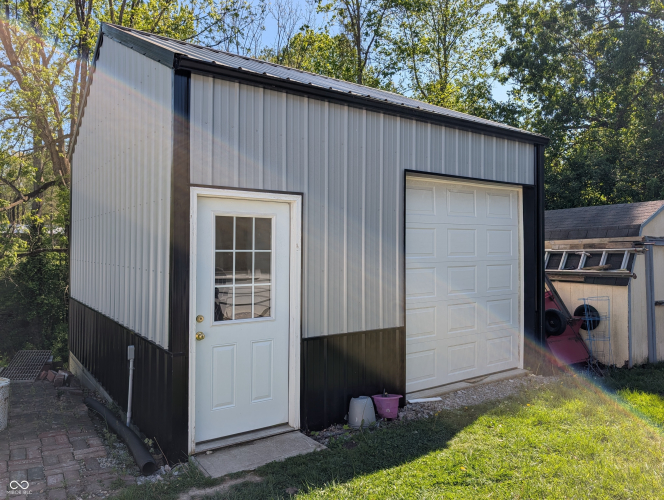 Listing Image 3