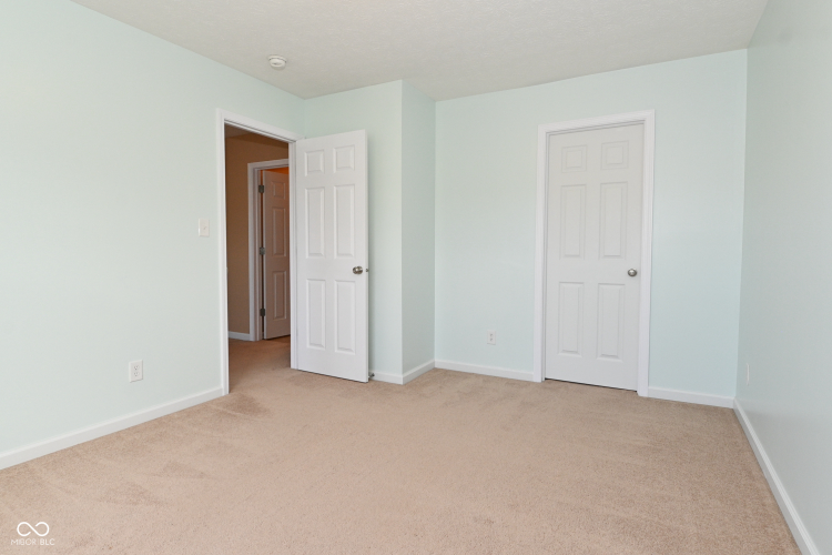Listing Image 24