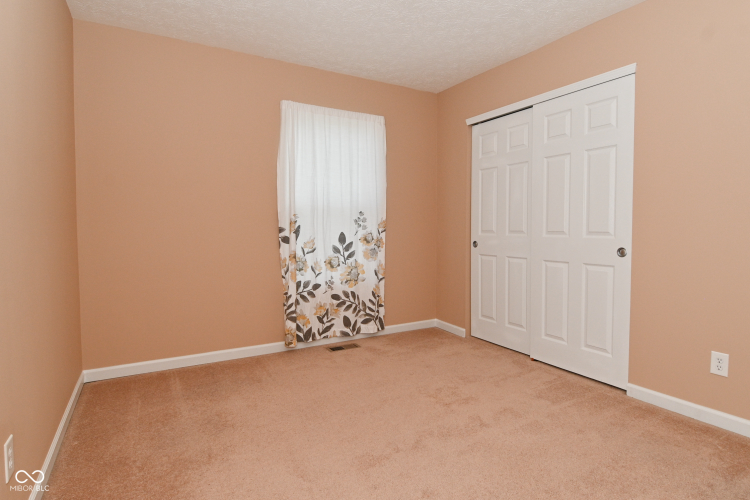 Listing Image 28