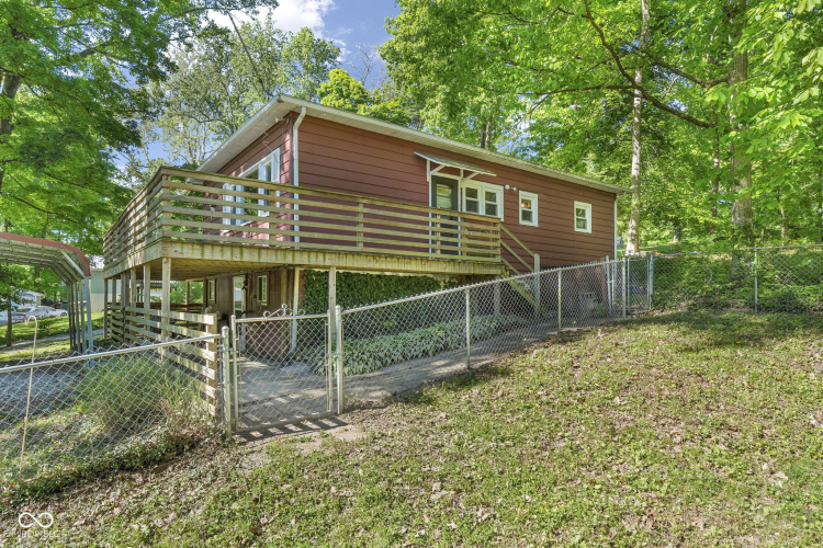 Listing Image 3