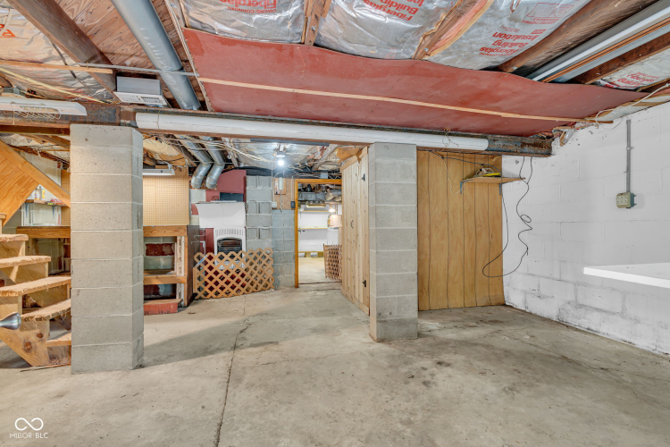 Listing Image 22