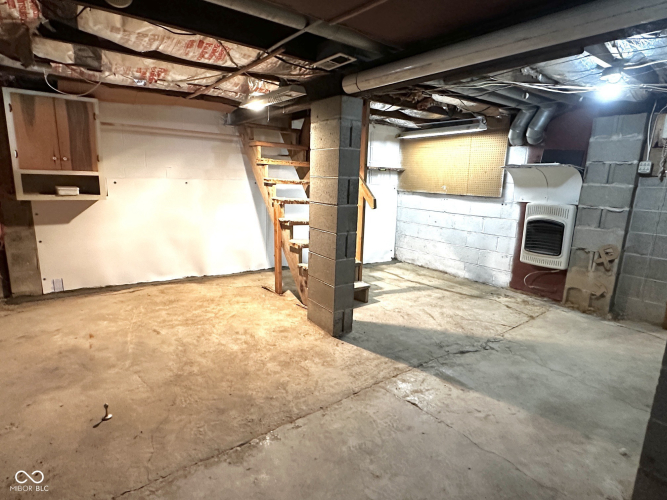 Listing Image 58