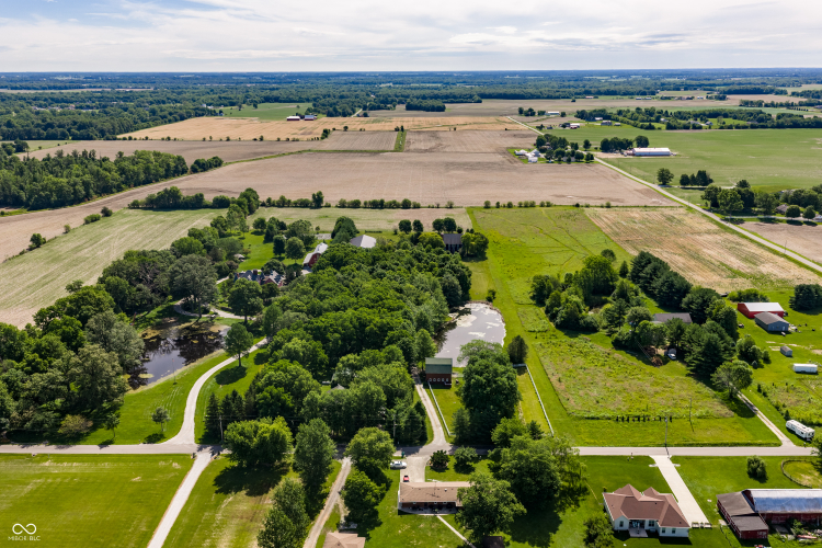 Listing Image 82