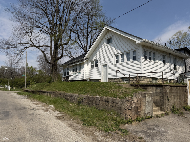Listing Image 14