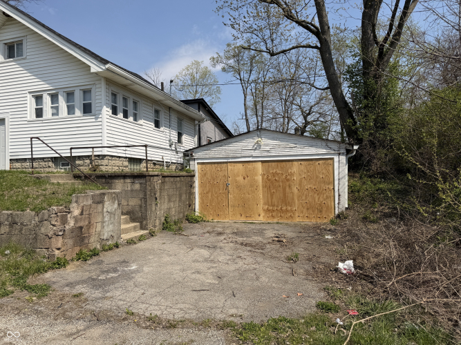 Listing Image 15