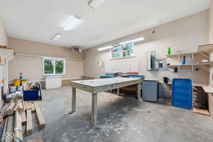 Listing Image 54