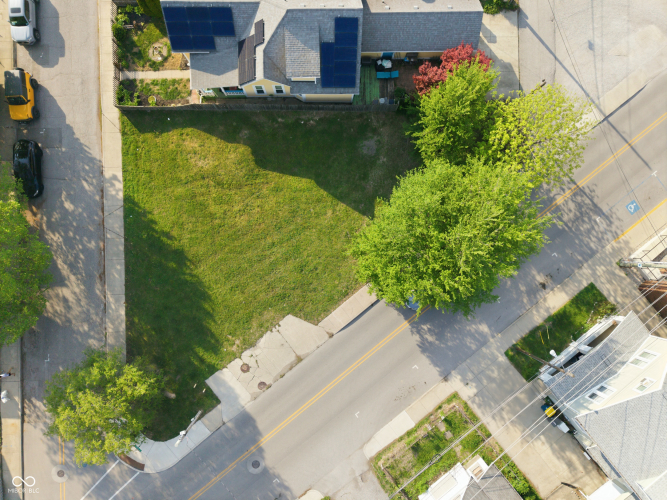 Listing Image 11