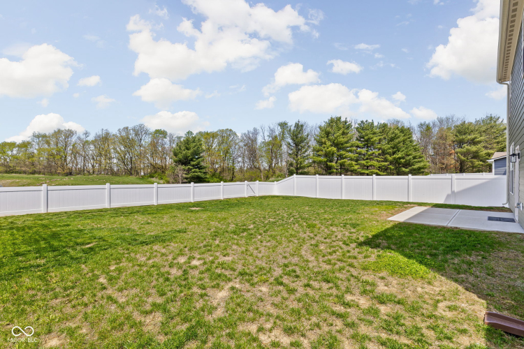 Listing Image 32