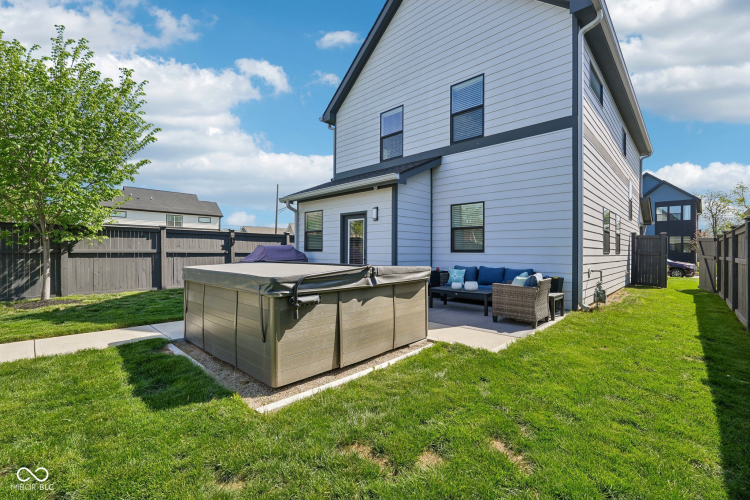 Listing Image 54
