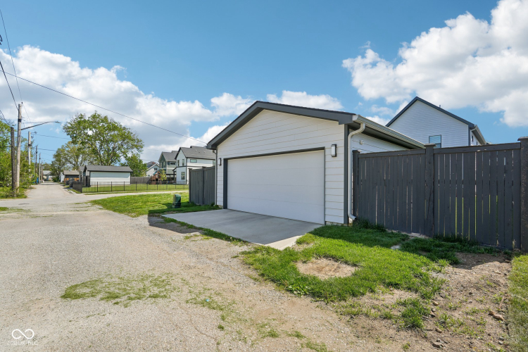 Listing Image 67