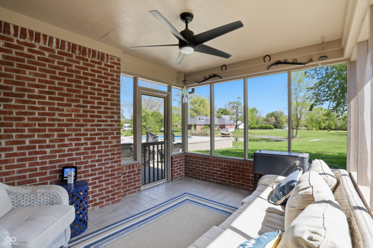 Listing Image 54