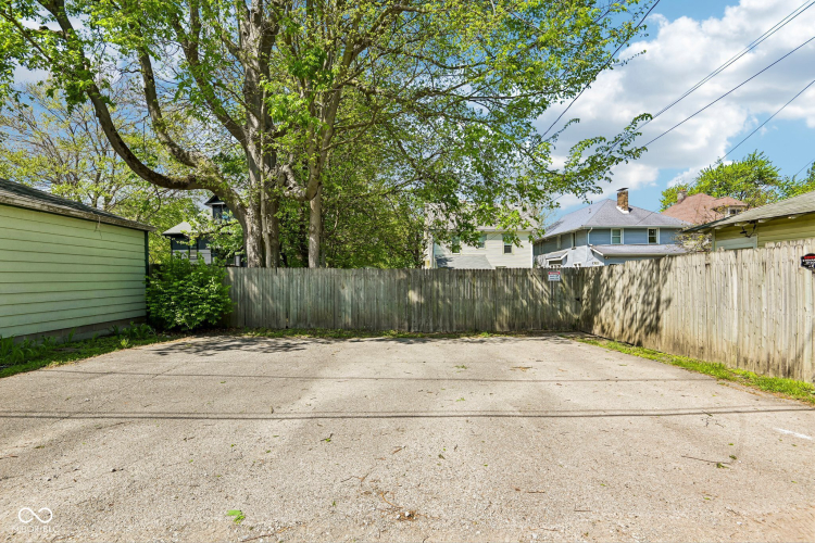 Listing Image 49