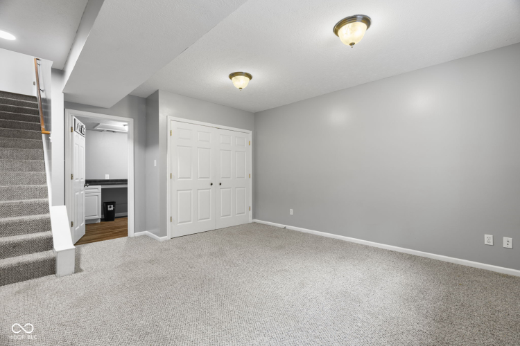 Listing Image 29