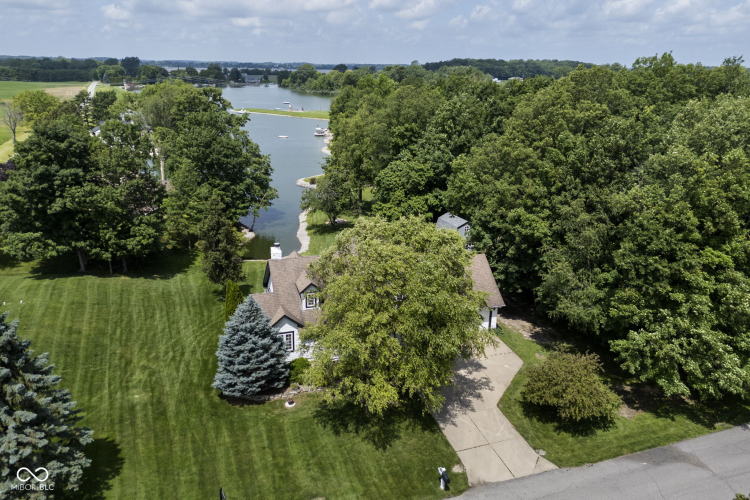 Listing Image 44