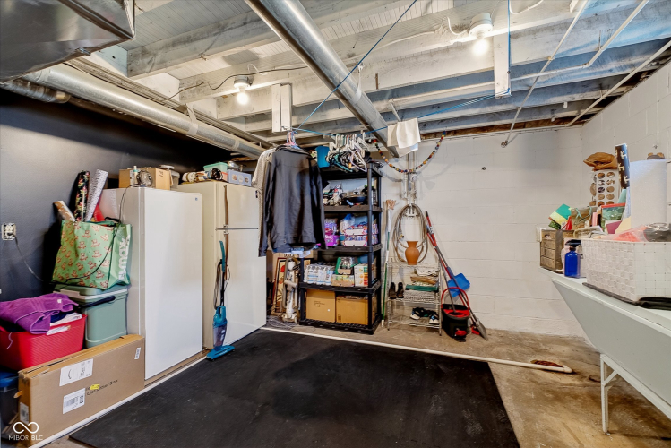 Listing Image 20