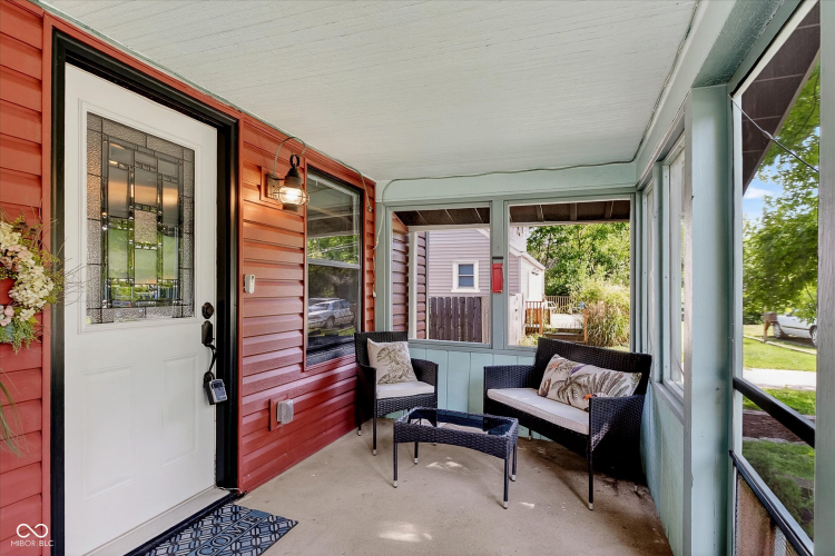 Listing Image 6