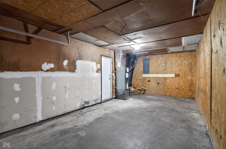 Listing Image 33
