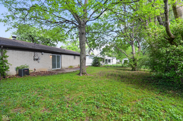 Listing Image 8