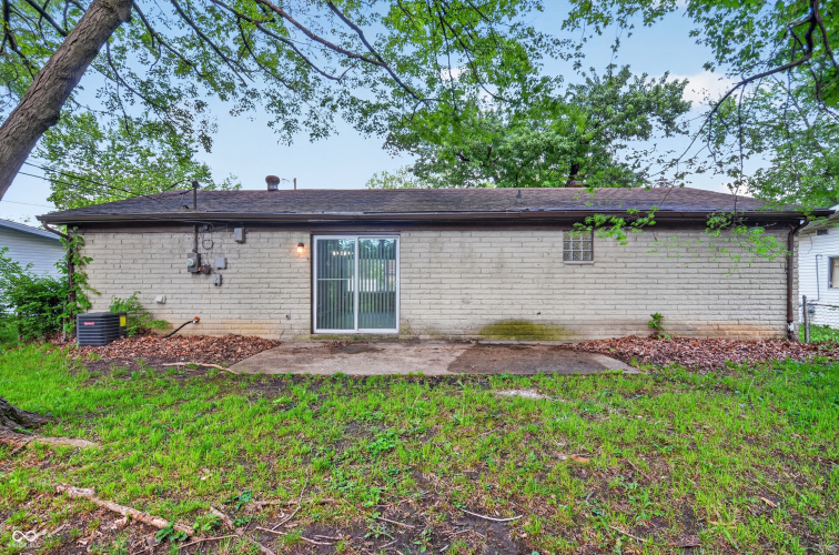 Listing Image 9