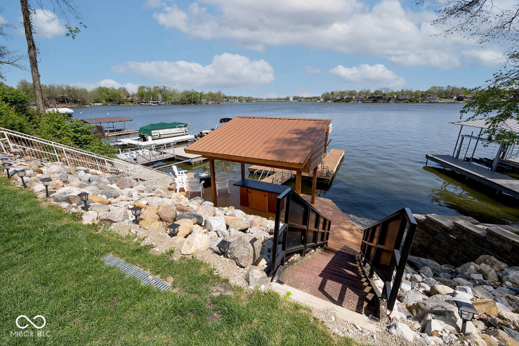 Listing Image 50