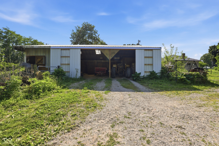 Listing Image 42