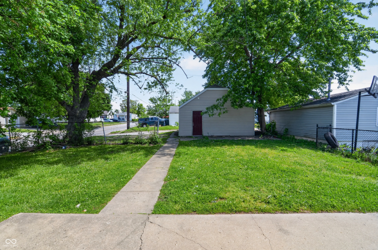 Listing Image 5