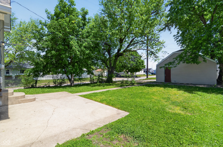 Listing Image 6