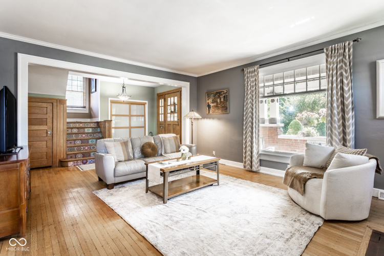 Listing Image 14