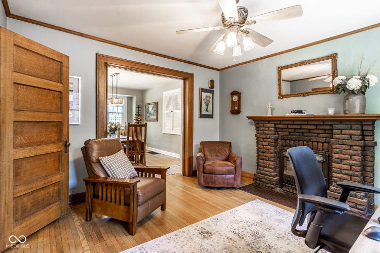 Listing Image 19