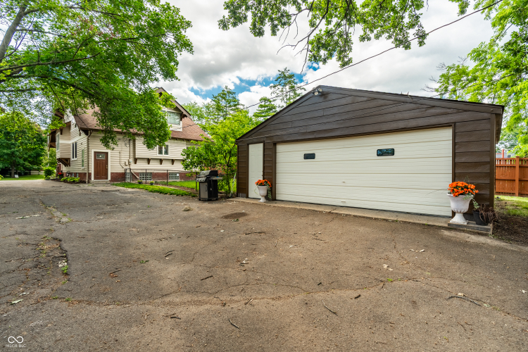 Listing Image 42