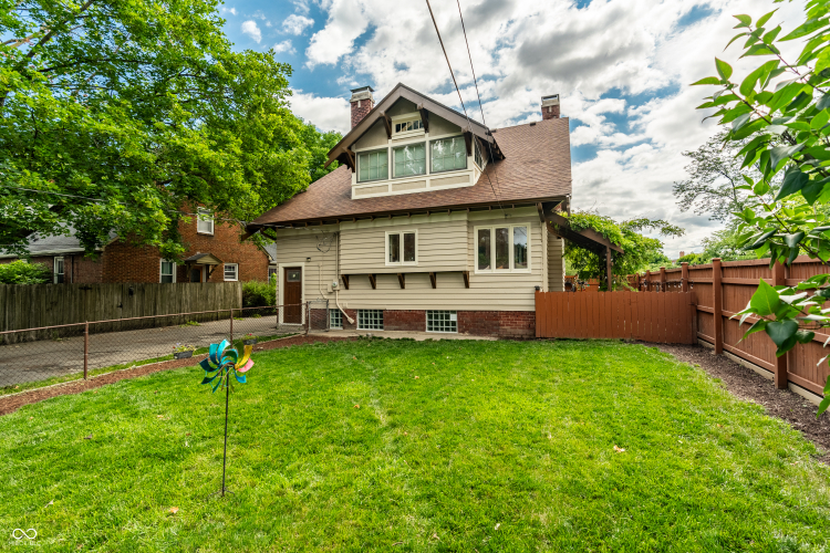 Listing Image 44