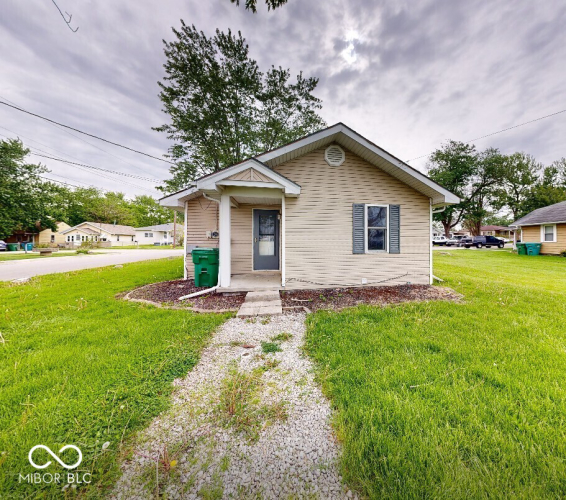 Listing Image 12