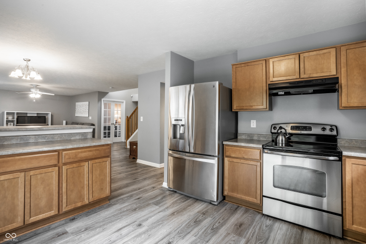 Listing Image 15